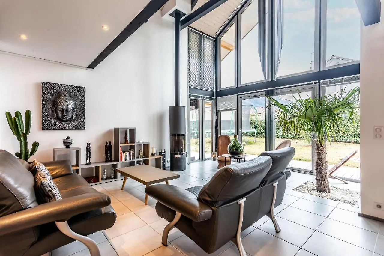 Villa Tout Confort - Piscine - Montagnes - Lac - Parking Armoy Apartment