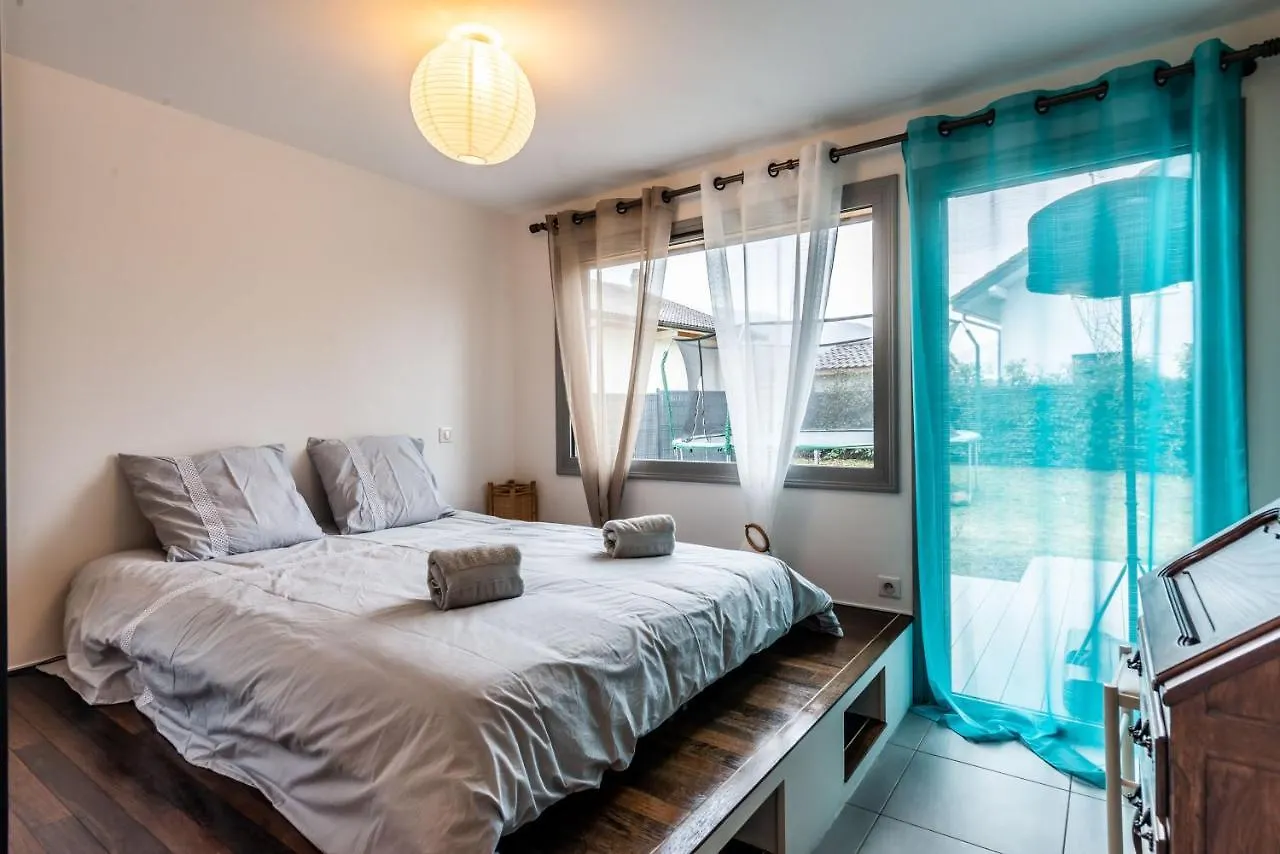 Villa Tout Confort - Piscine - Montagnes - Lac - Parking Armoy